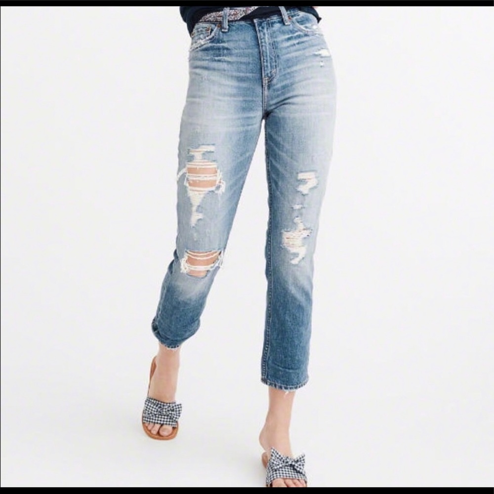 A&F Annie High Rise Girlfriend